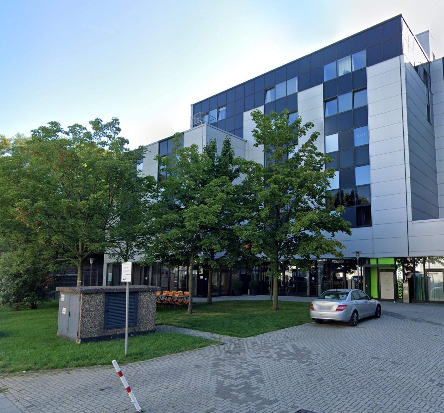 Appartementhaus mit Tanzschule Oberhausen